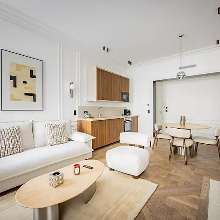 3bedrooms-halles- 8people-etiennemarcel-paris01-ac * Paris