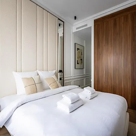 3bedrooms-halles- 8people-etiennemarcel-paris01-ac * Paris