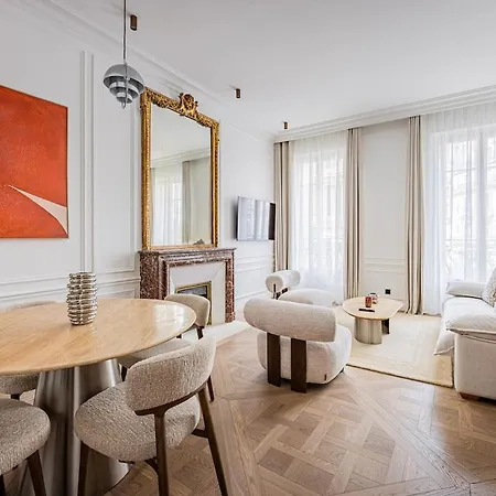 3bedrooms-halles- 8people-etiennemarcel-paris01-ac Paris