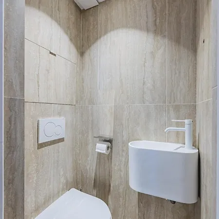 3bedrooms-halles- 8people-etiennemarcel-paris01-ac * Paris